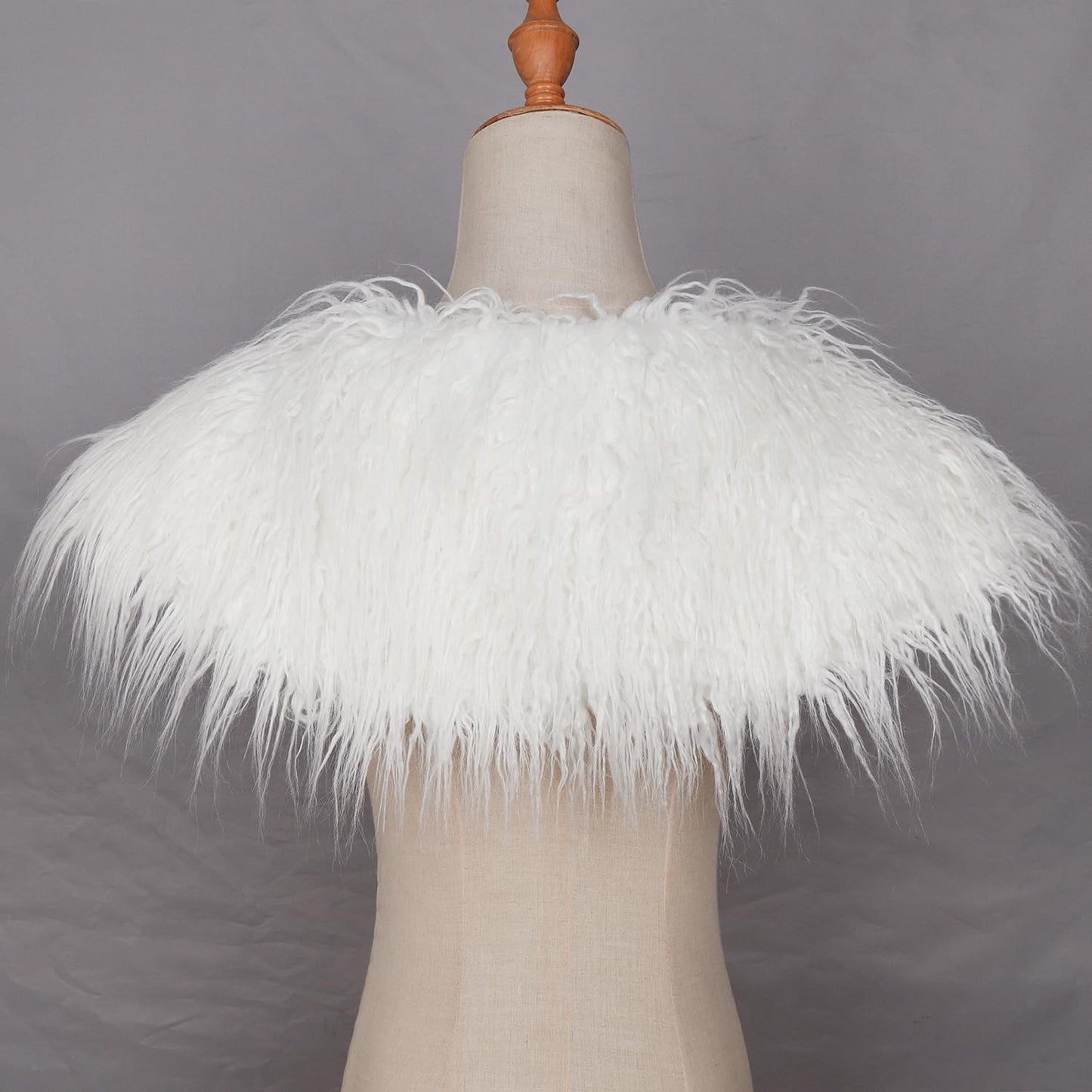 Viking Queen Faux Woolen Fur Collar Shoulder Wrap