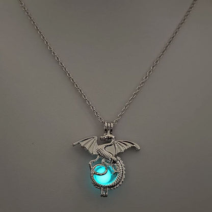 Luminous Pterodactyl Dragon Necklace - Glow in The Dark - Vintage Punk Pendant