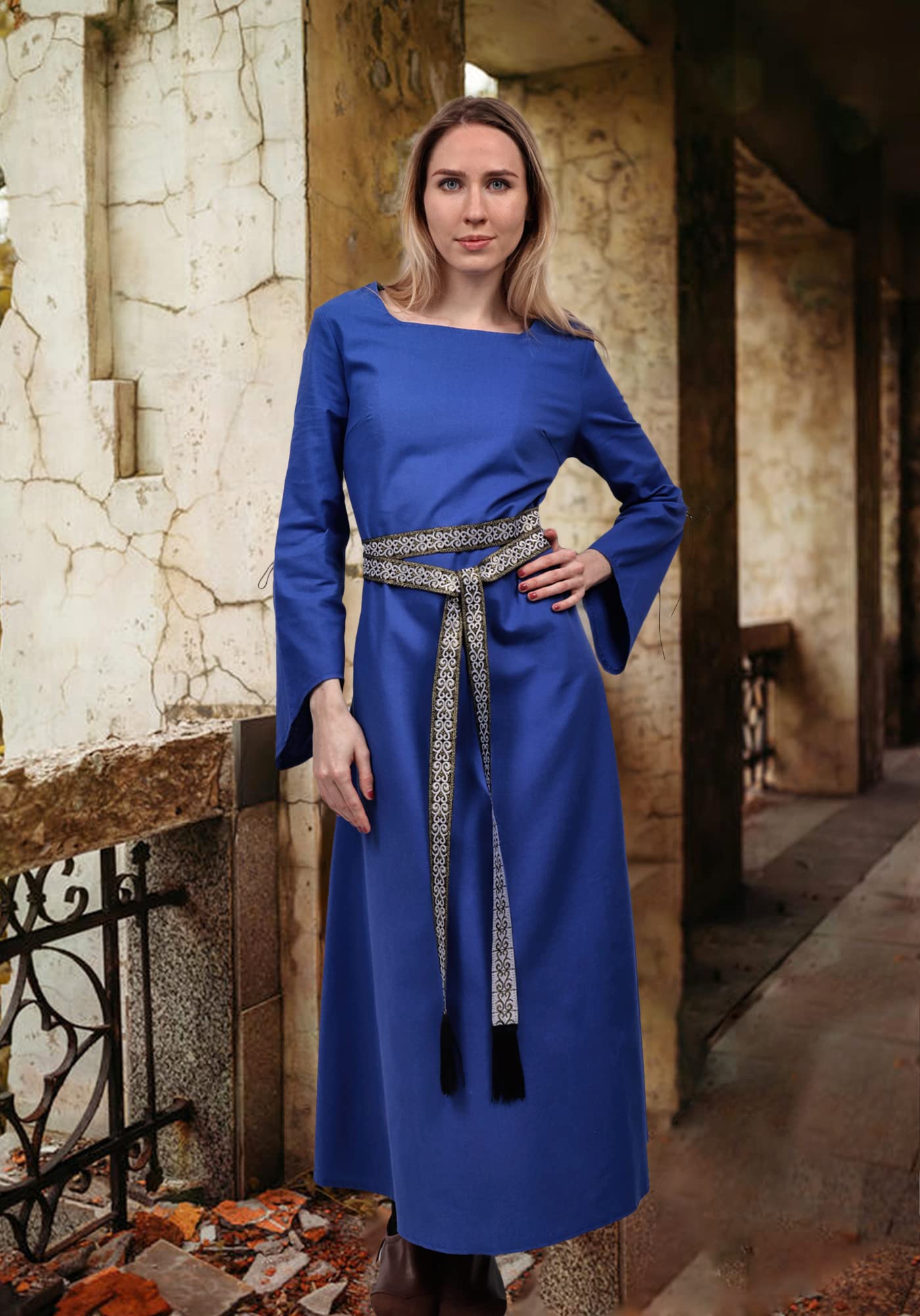 Wine Medieval Linen Dress for Women with Lace Up Costume