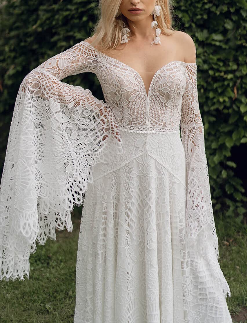 Long Belled Sleeve Woven Lace Wedding Dress in Ivory